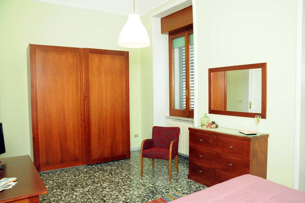 Bed and Breakfast Le Tre Civette Lecce Exterior foto